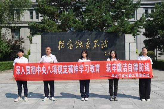 77b56bdebb88940ad3c47eea863d3ac